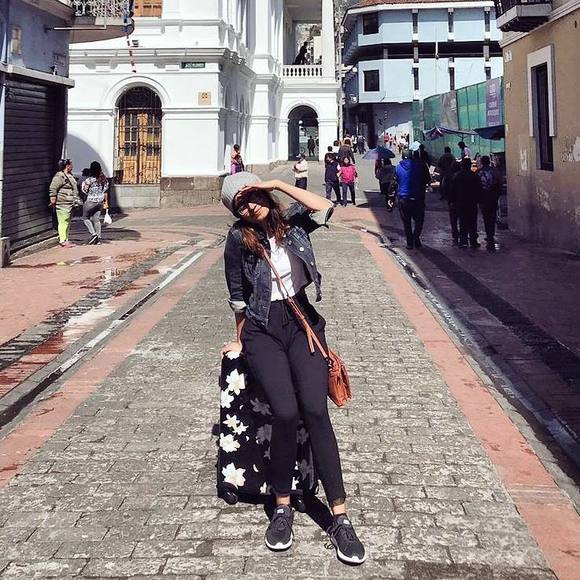 Meet your Posher, Sundus - Picture 1 of 1